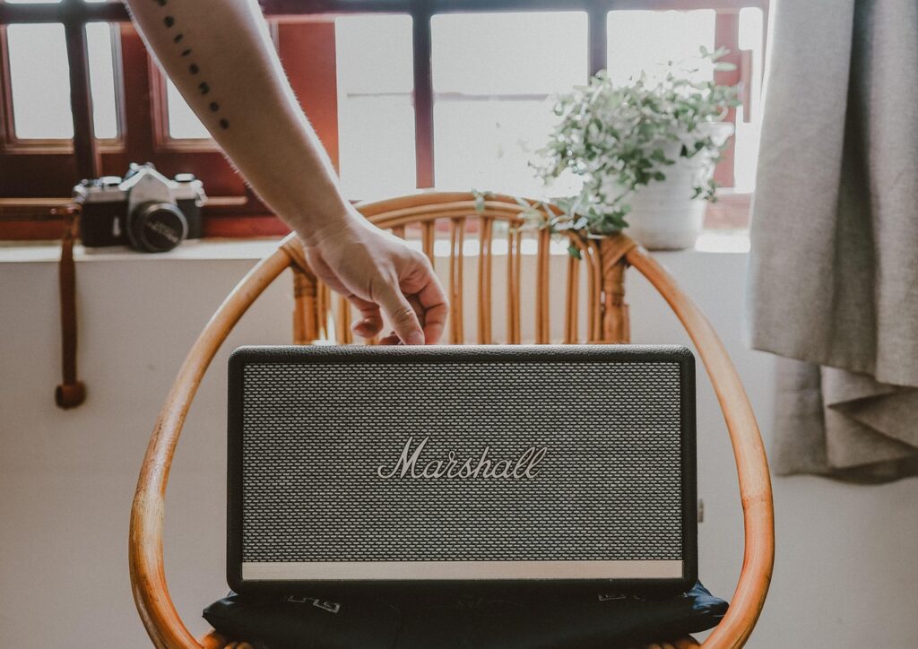 speaker, marshall, chair, home, sound, equipment, camera, pentax, film, bluetooth, stanmore, furniture, in the home, indoor, music, chill, at home, speaker, speaker, speaker, speaker, speaker, marshall, chair, sound, furniture, chill, chill, chill