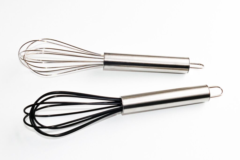 utensils, whisk, kitchen, food, cooking, cook, kitchen utensils, tool, cooking utensils, equipment, kitchenware, set, preparation, kitchen tools, bakery, restaurant, white, household, domestic, chef, metal, cuisine, bake, egg, bowl, whisk, whisk, whisk, whisk, whisk